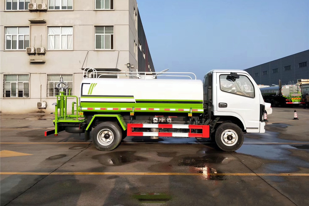 【5立方】東風(fēng)多利卡D6福瑞卡F6灑水車