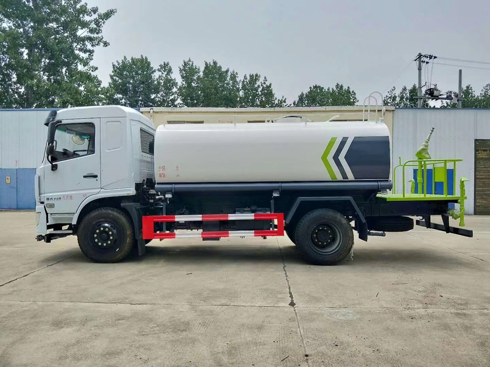 東風(fēng)專底D3灑水車【12立方】【14立方】