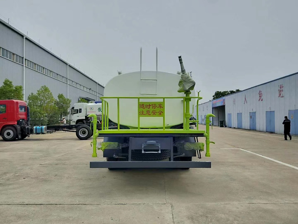 東風(fēng)專底D3灑水車【12立方】【14立方】