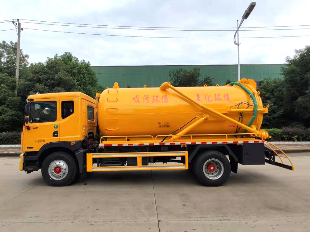 【10-12立方 】東風(fēng)多利卡D9吸污車