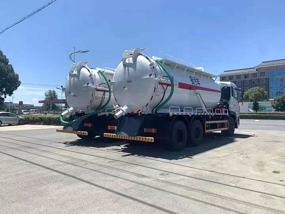 【16立方】東風天龍吸污車