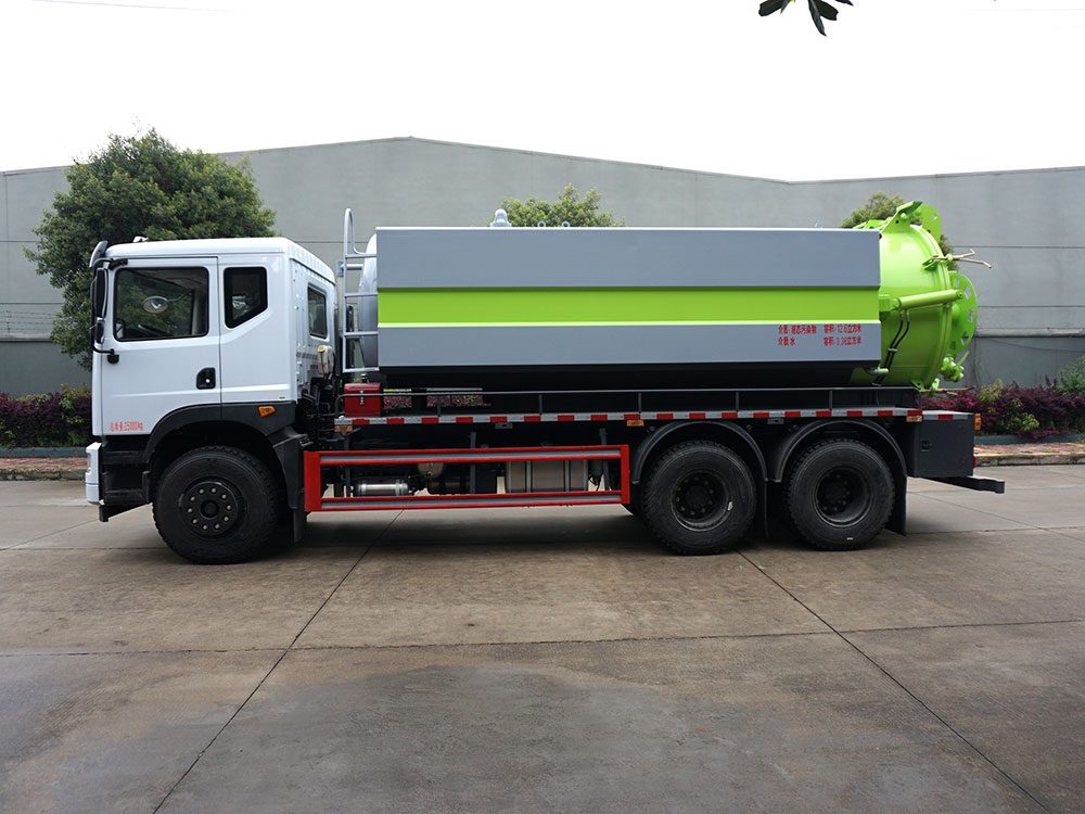 東風(fēng)華神T5清洗吸污車